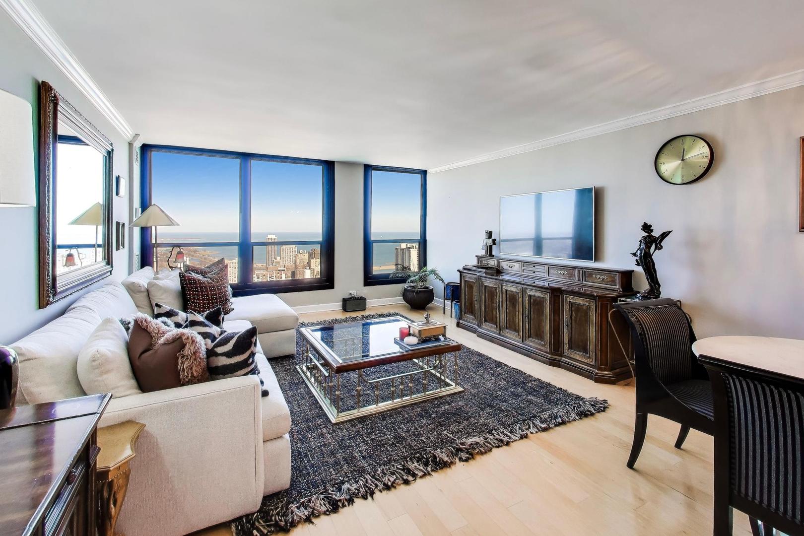 1030 N State Street Unit: 48C