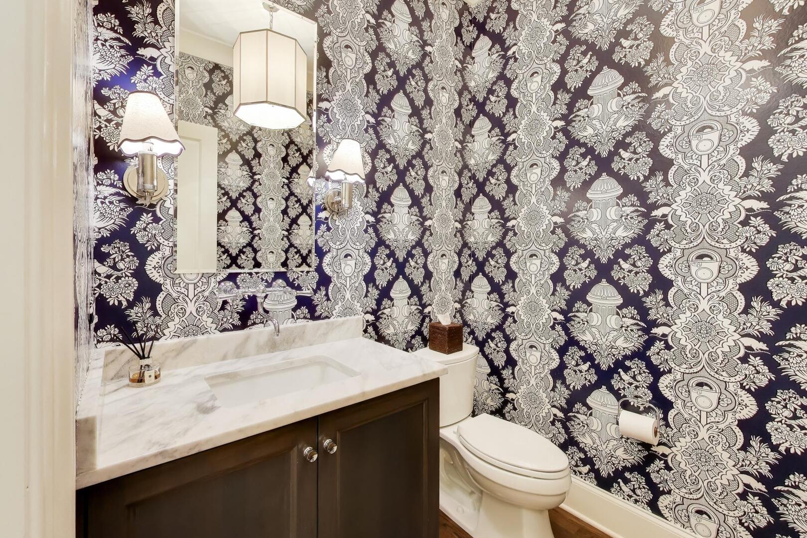 2935 N Seeley Avenue