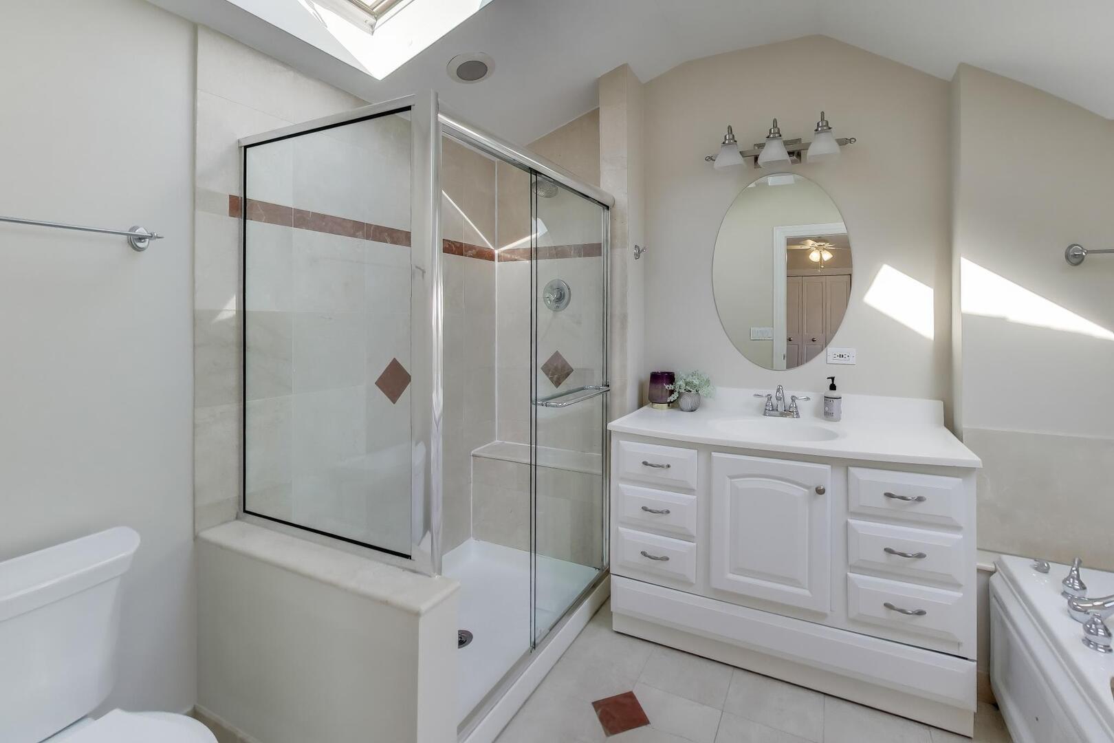 1400 W George Street Unit: 3