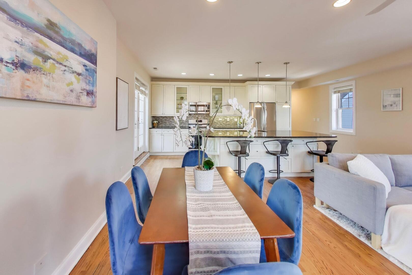 1400 W George Street Unit: 3