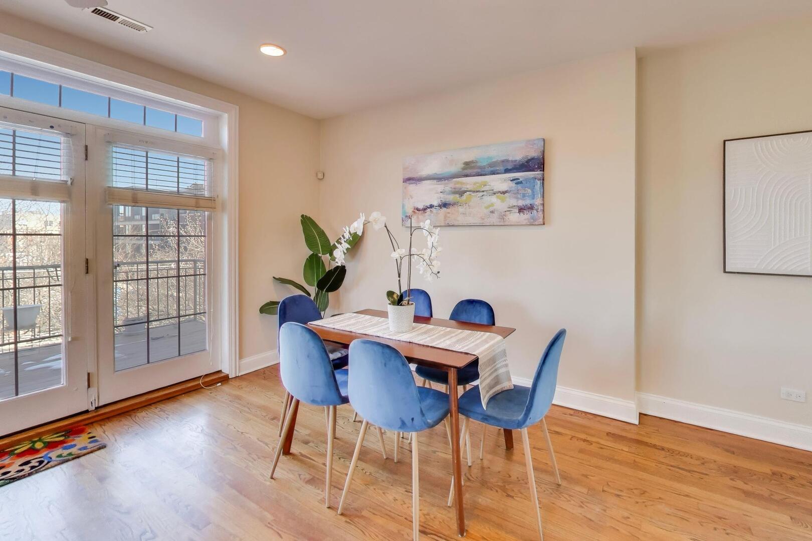 1400 W George Street Unit: 3