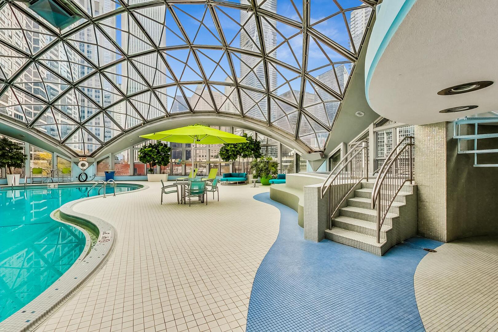 400 E RANDOLPH Street Unit: 2425