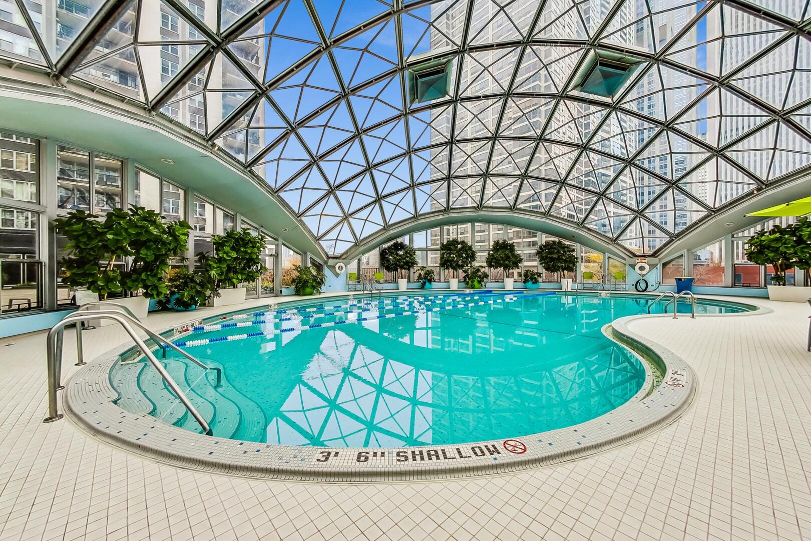 400 E RANDOLPH Street Unit: 2425