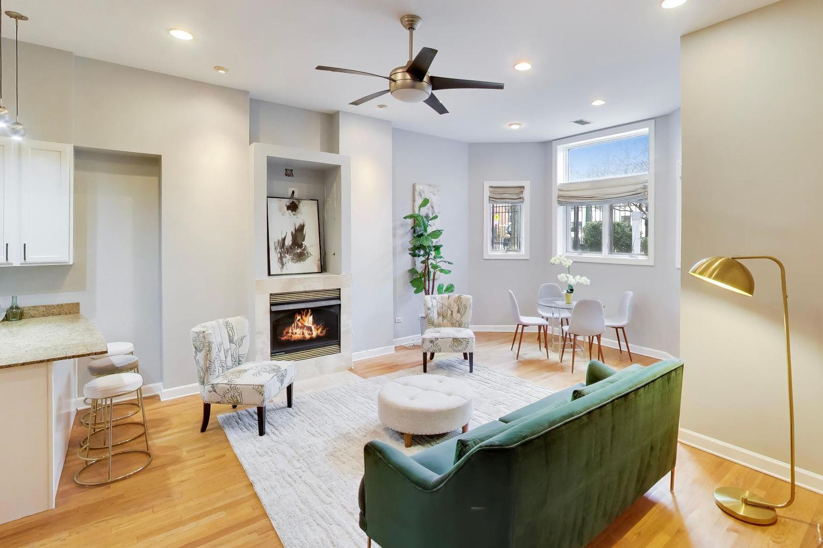 2629 N ASHLAND Avenue Unit: 1B