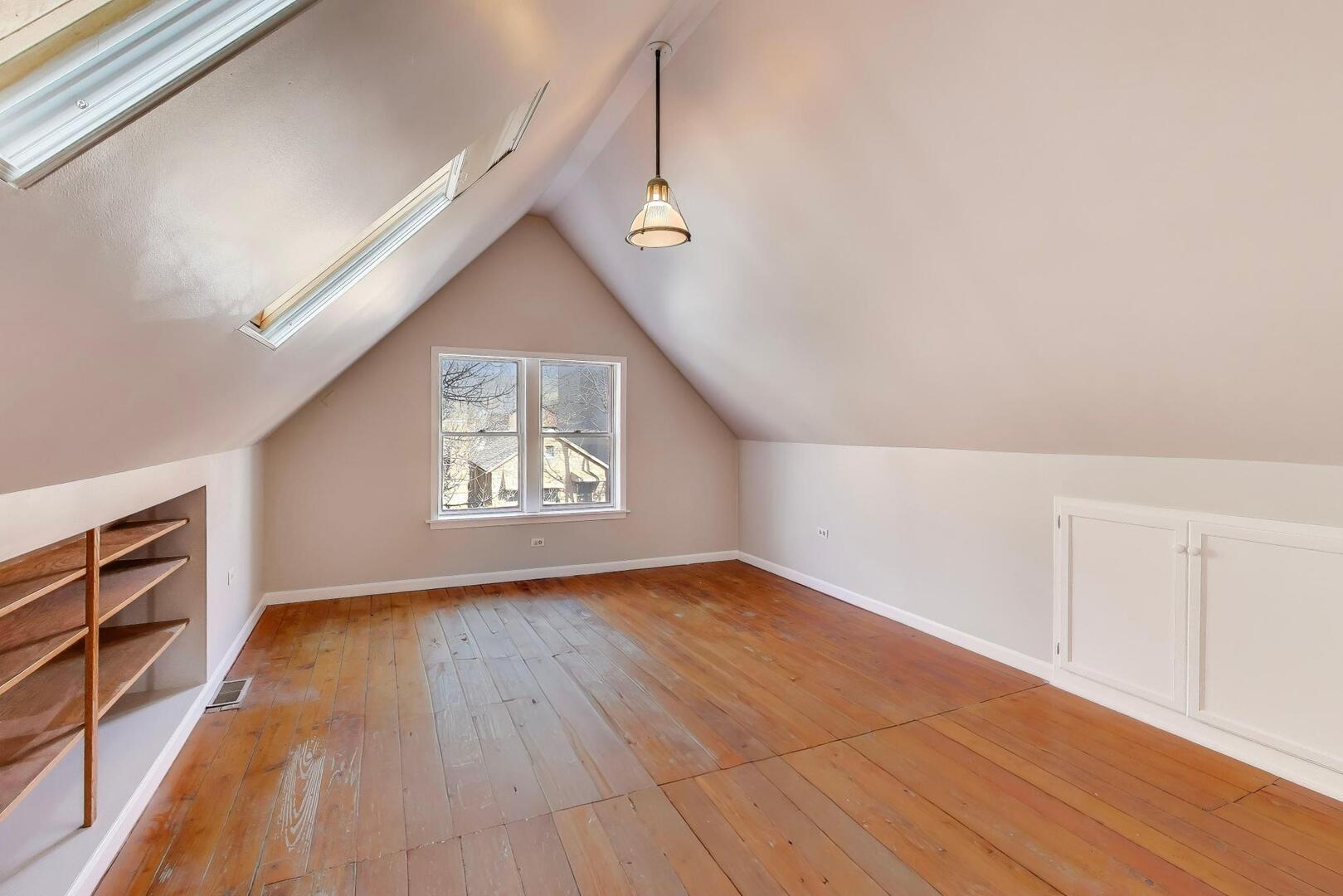 2229 W Armitage Avenue