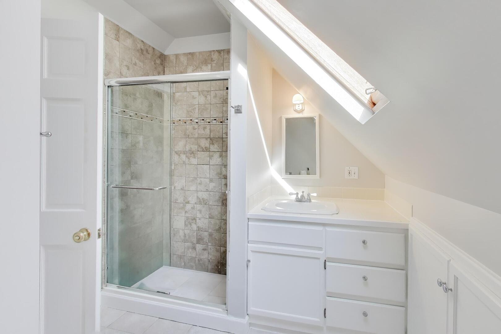 2229 W Armitage Avenue