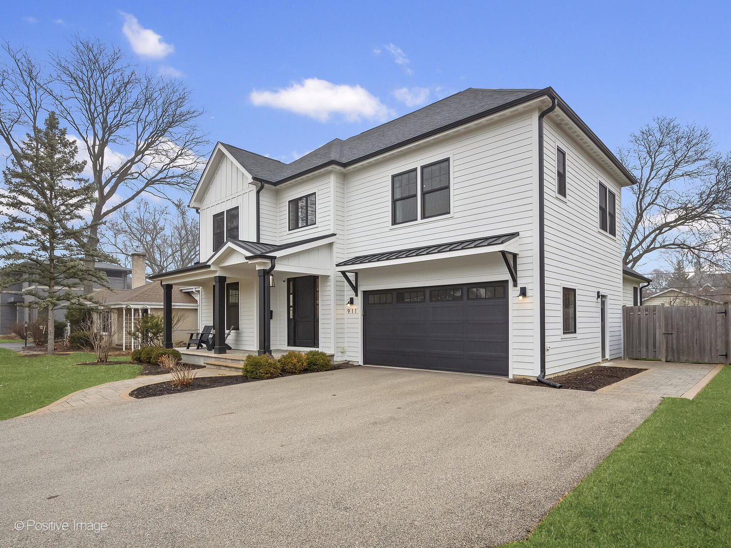 911 Echo Lane