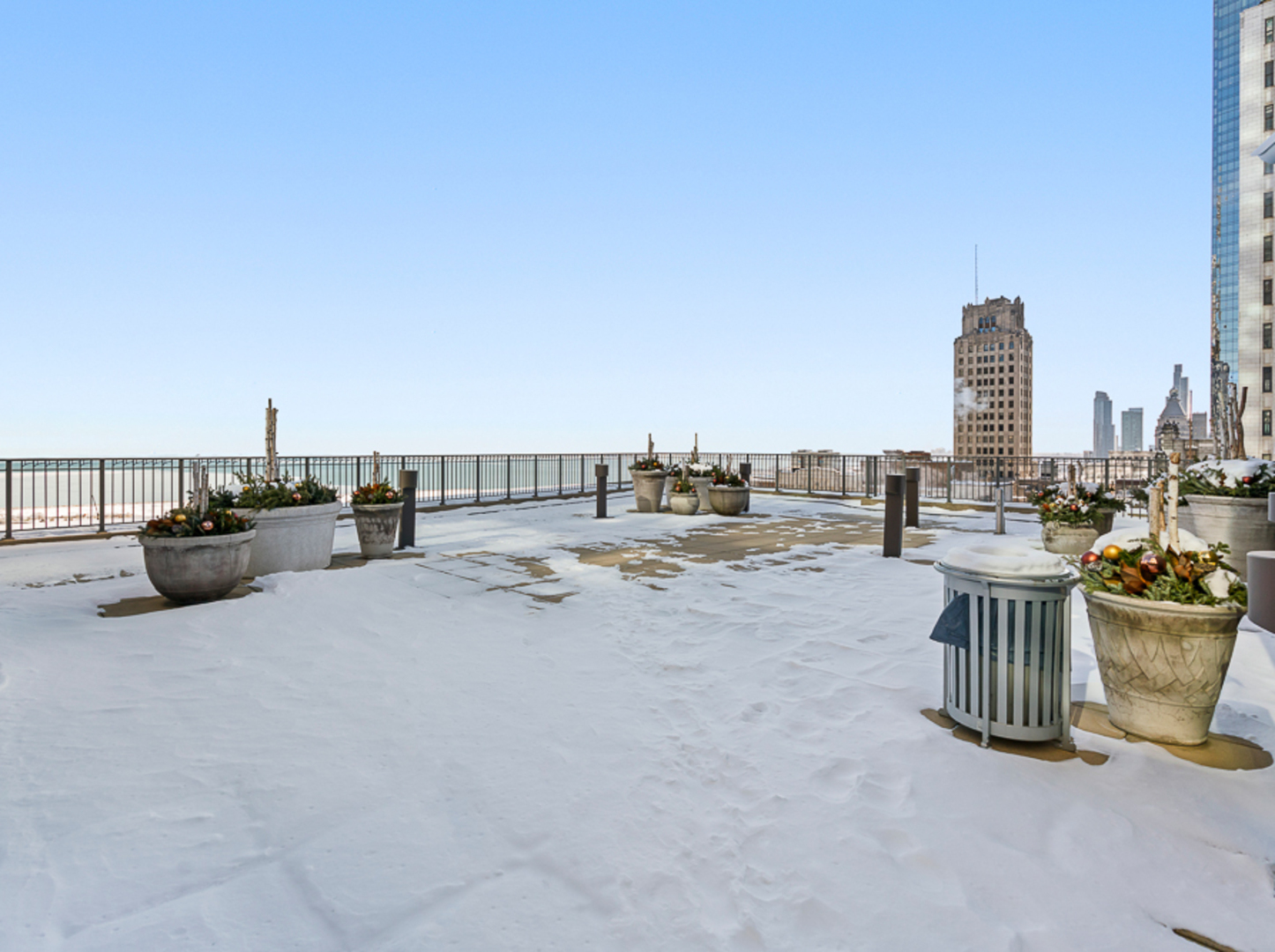 130 N Garland Court Unit: 3403