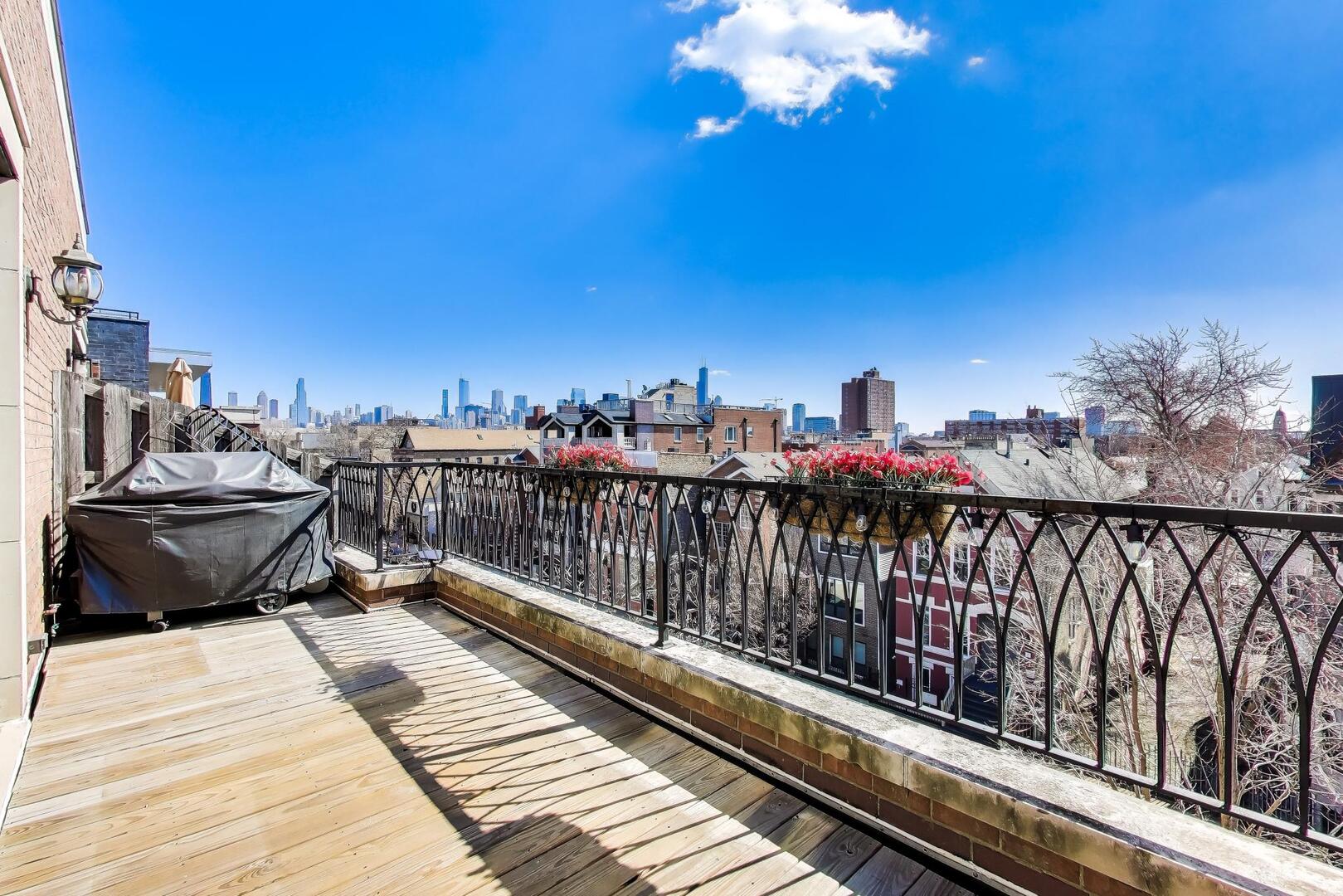 1518 W Cortez Street Unit: 3W