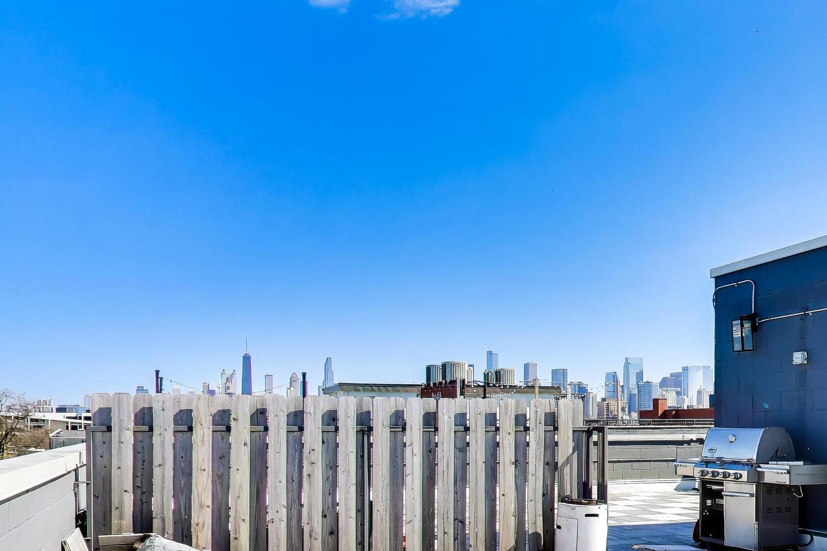 1518 W Cortez Street Unit: 3W