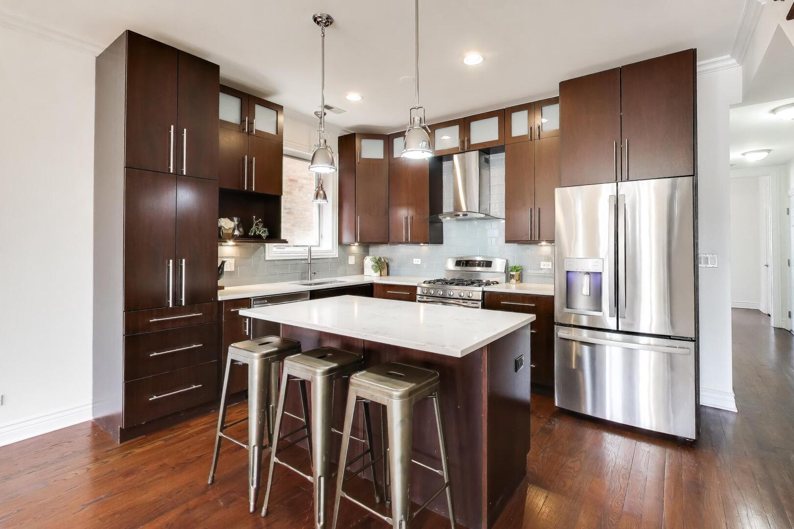 1518 W Cortez Street Unit: 3W