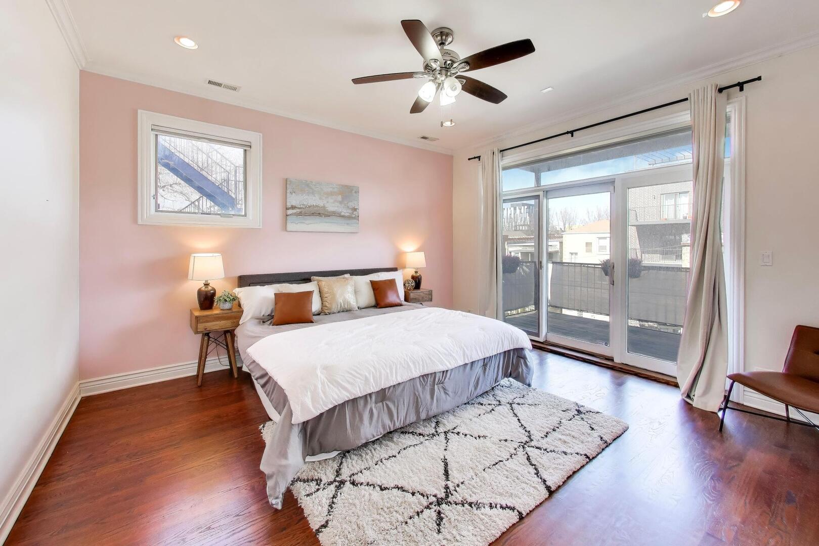 1518 W Cortez Street Unit: 3W