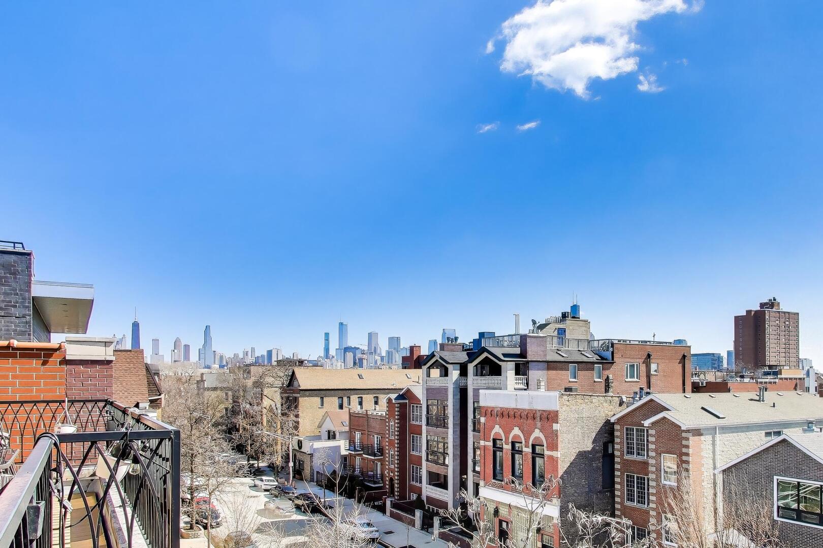 1518 W Cortez Street Unit: 3W