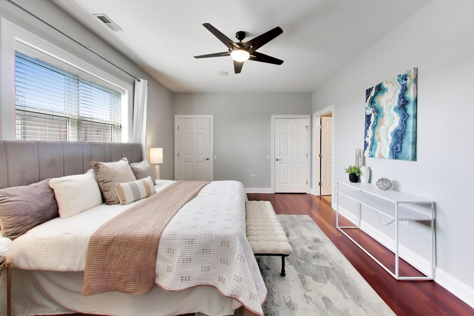 2222 W Belmont Avenue Unit: 501