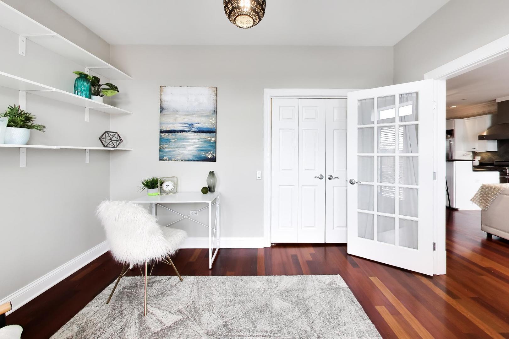 2222 W Belmont Avenue Unit: 501