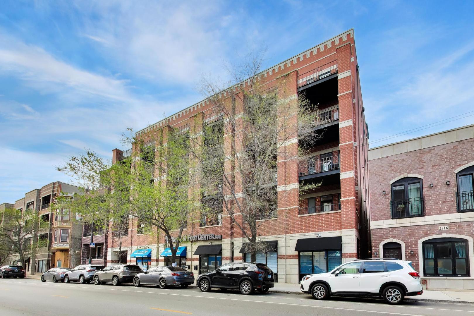 2222 W Belmont Avenue Unit: 501
