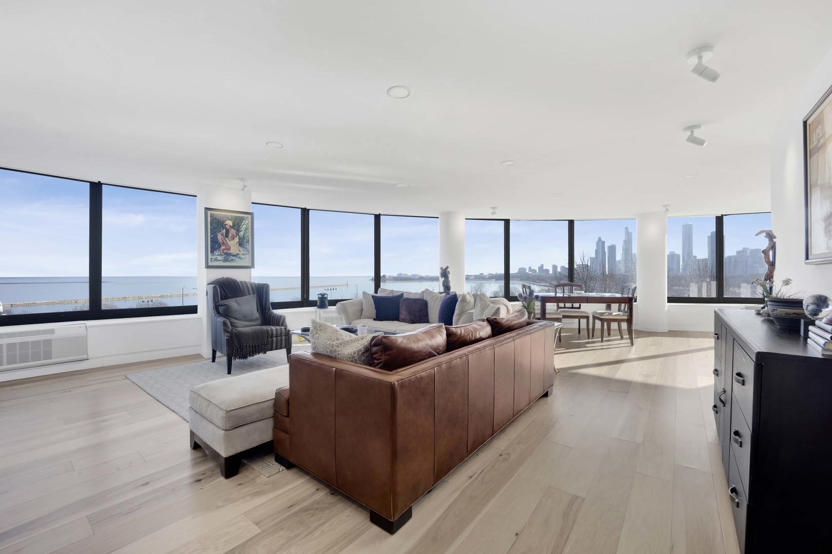 155 N HARBOR Drive Unit: 212-213