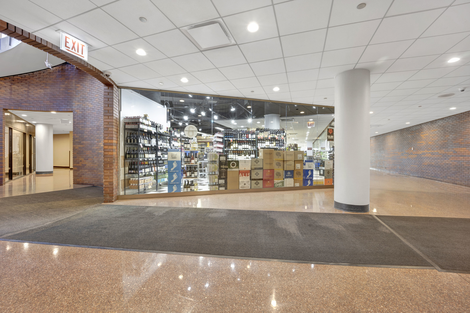 155 N HARBOR Drive Unit: 212-213