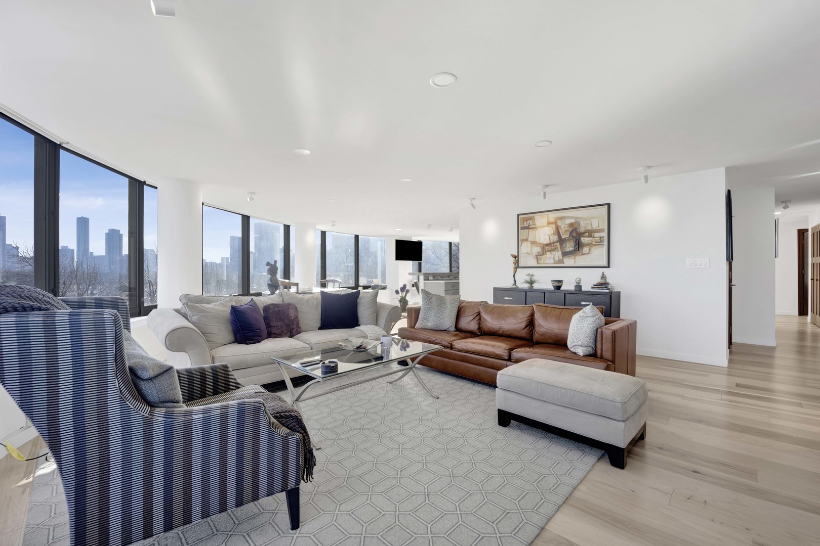 155 N HARBOR Drive Unit: 212-213