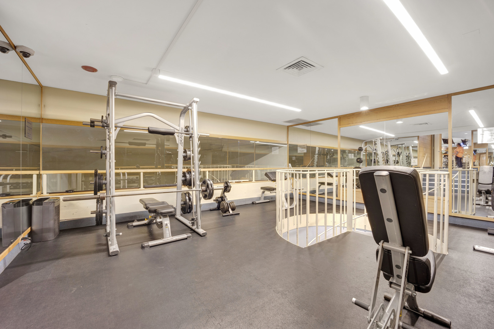 155 N HARBOR Drive Unit: 212-213