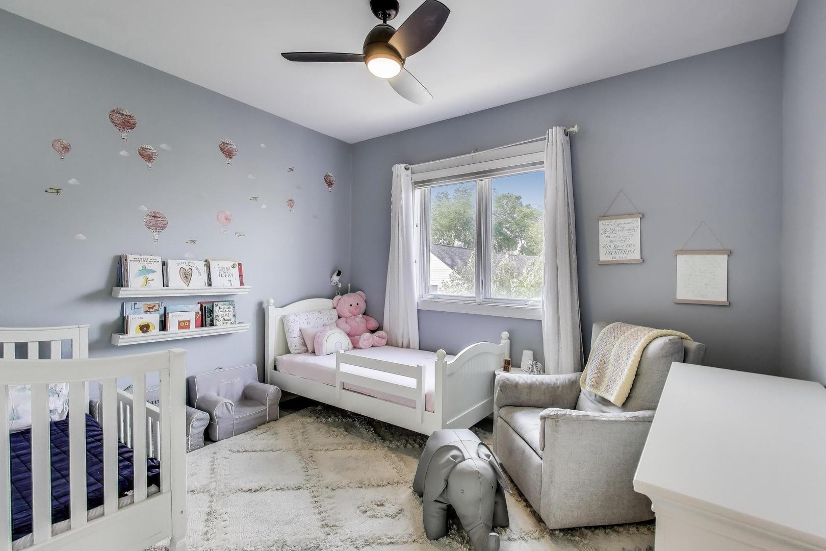 1910 W Addison Street Unit: F