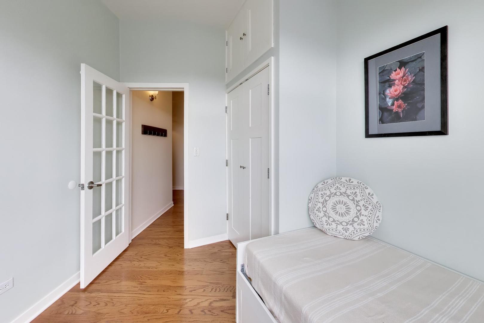 3741 N WOLCOTT Avenue Unit: 13