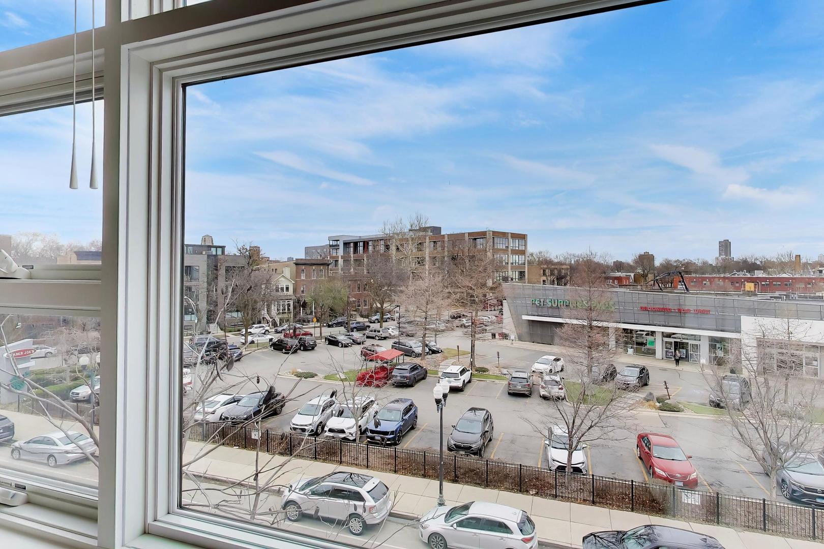 3741 N WOLCOTT Avenue Unit: 13