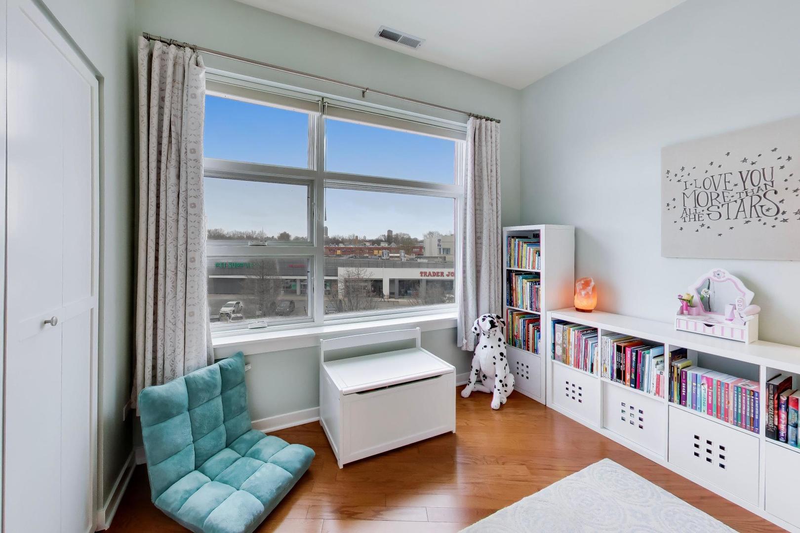 3741 N WOLCOTT Avenue Unit: 13