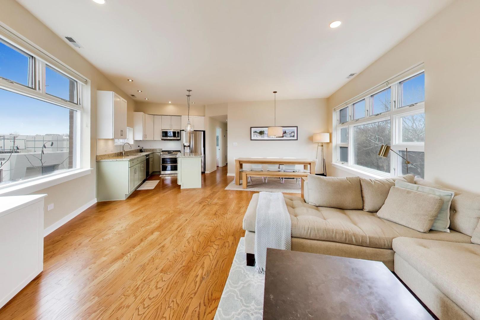 3741 N WOLCOTT Avenue Unit: 13