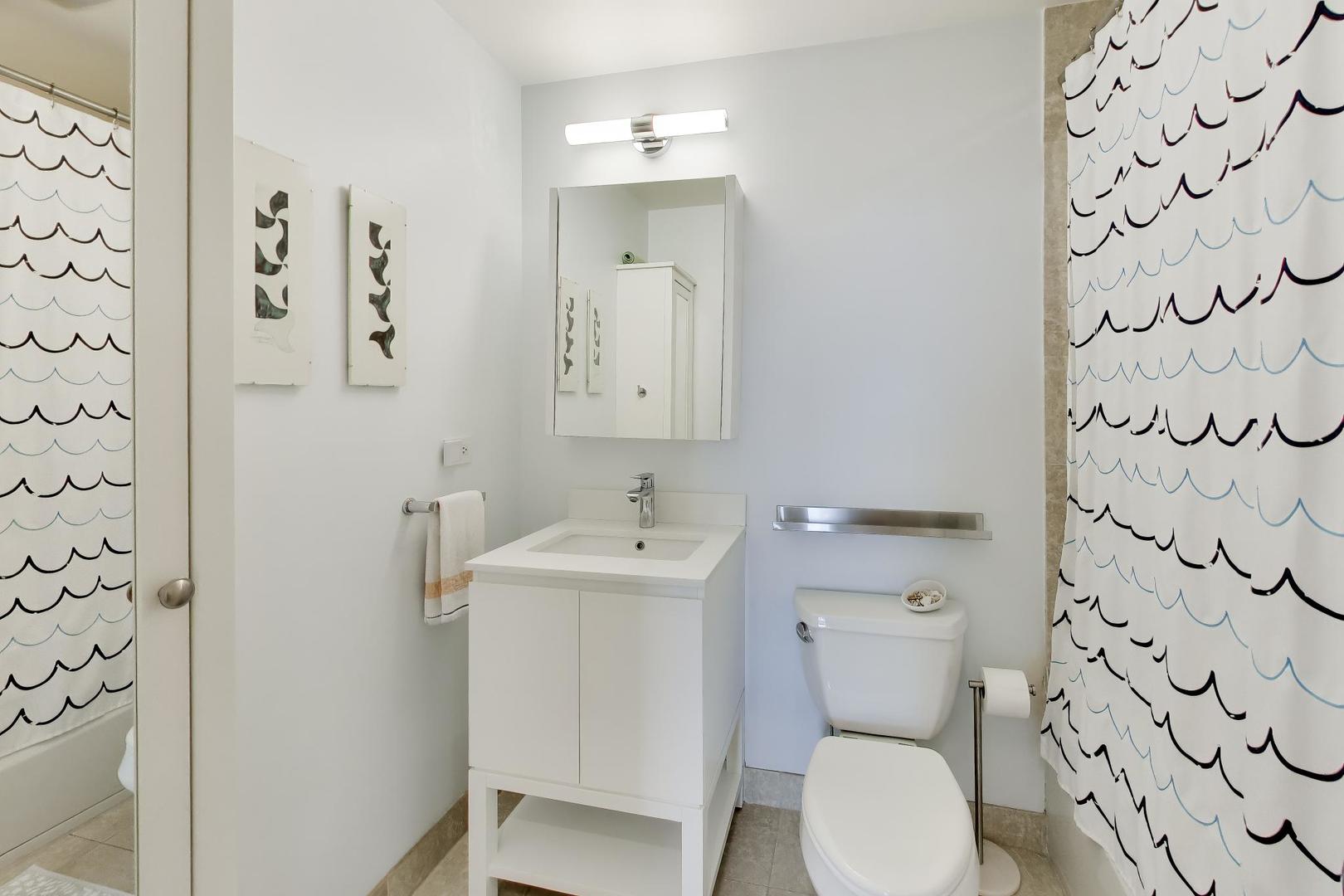 3741 N WOLCOTT Avenue Unit: 13