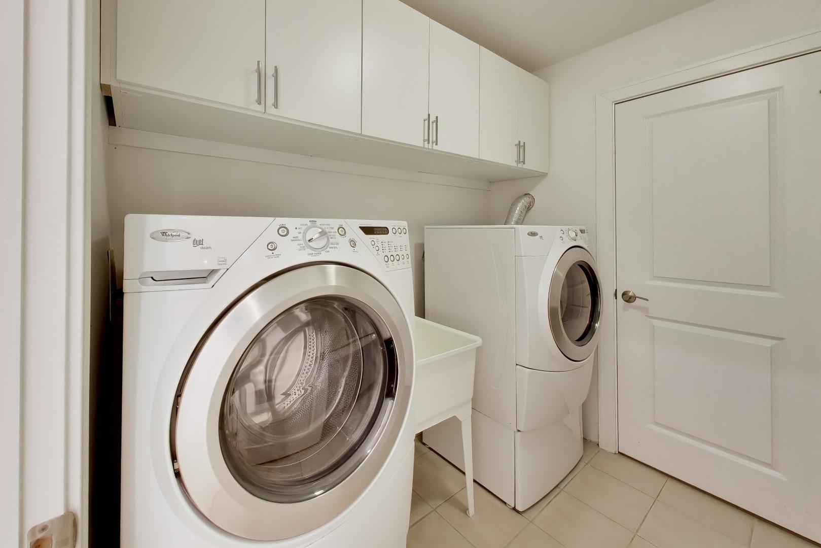 3407 N Bell Avenue Unit: B