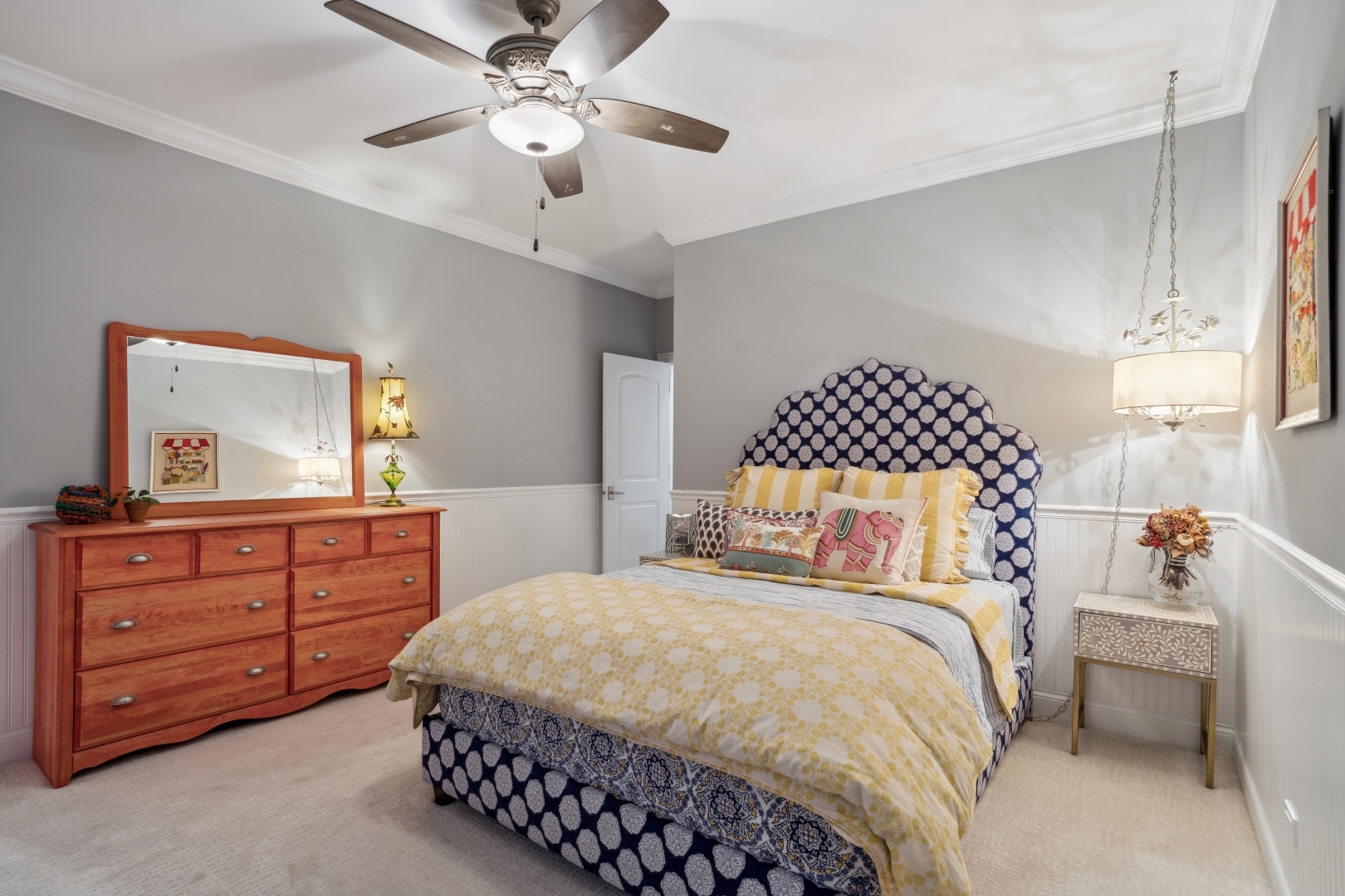 2530 N ASHLAND Avenue Unit: 3S