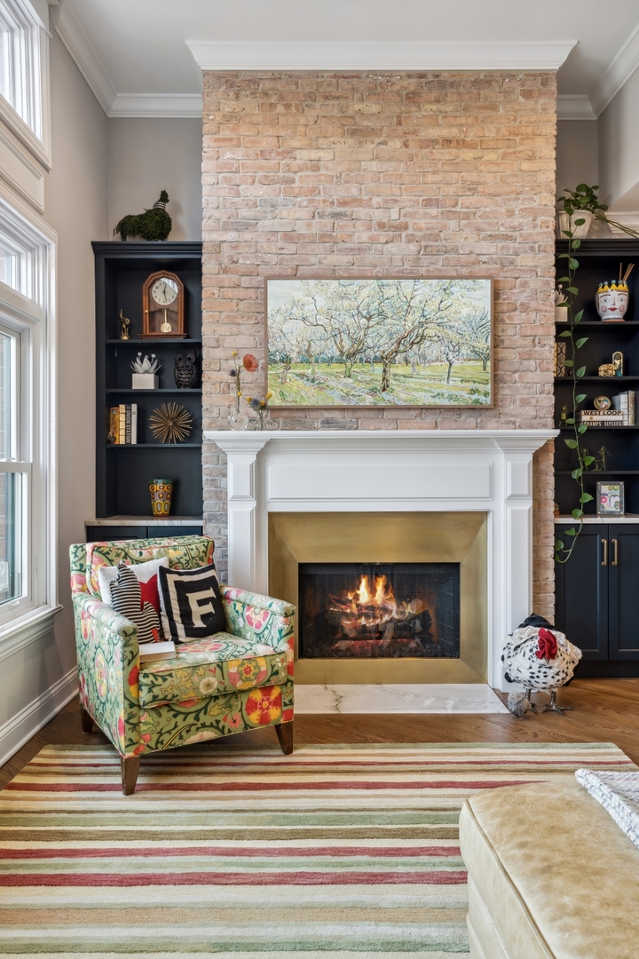 2530 N ASHLAND Avenue Unit: 3S