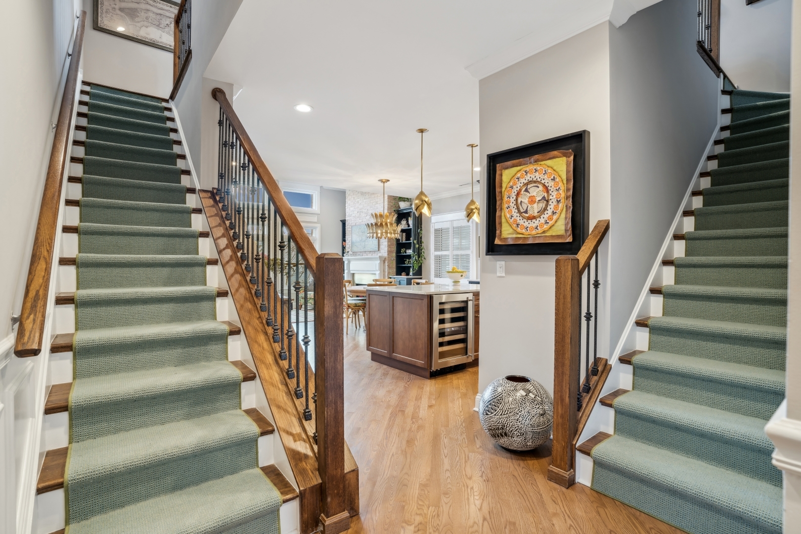 2530 N ASHLAND Avenue Unit: 3S