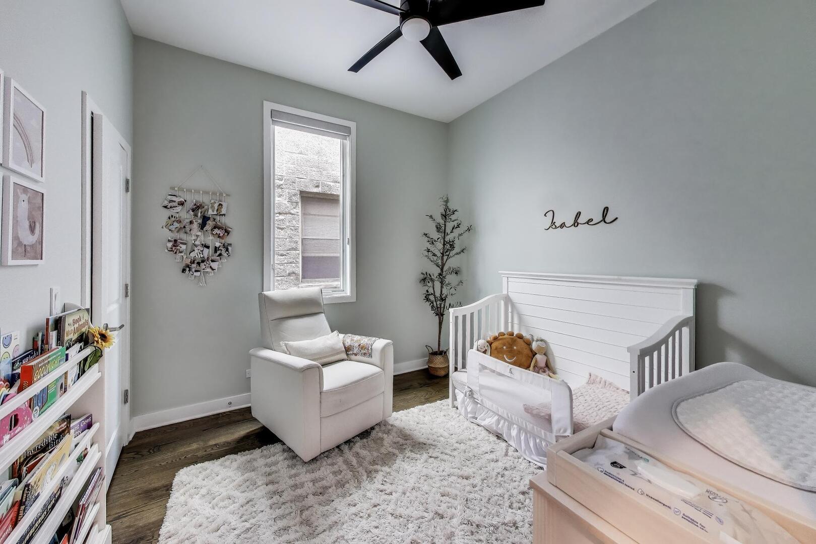 926 N Honore Street Unit: 2