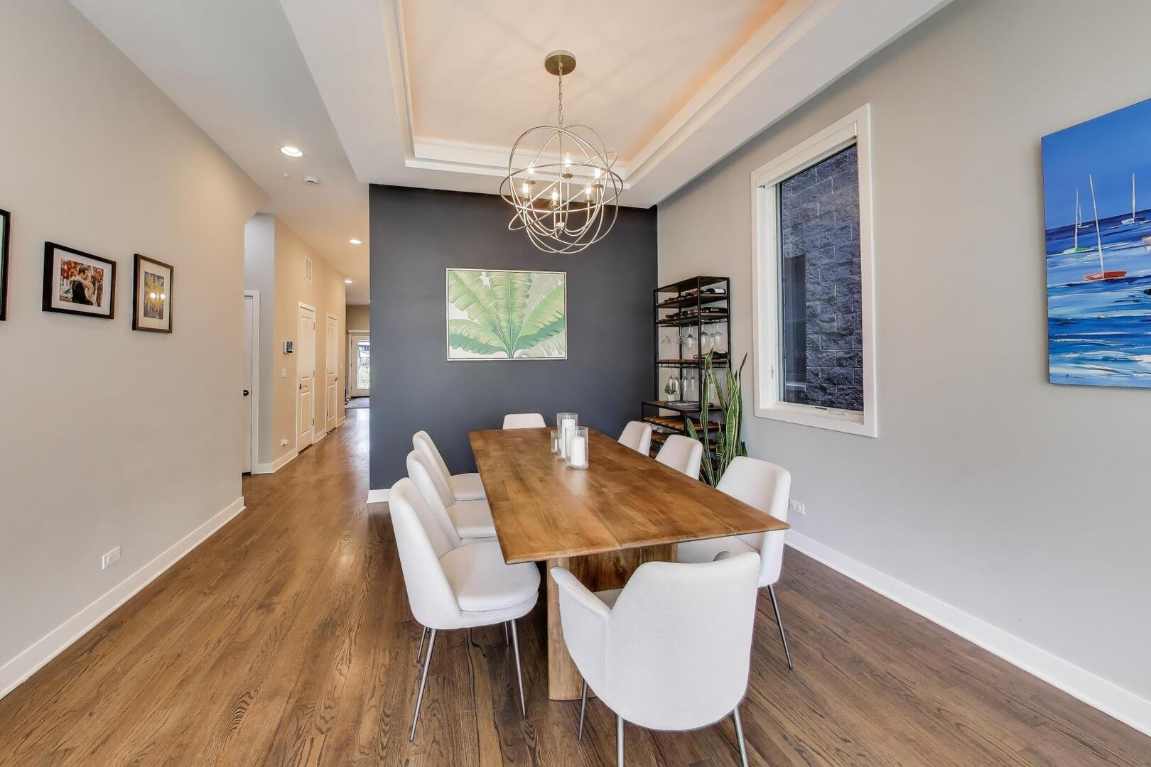 926 N Honore Street Unit: 2