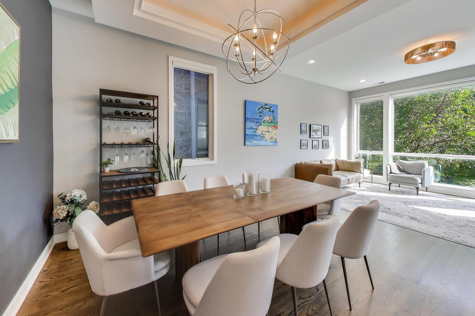 926 N Honore Street Unit: 2