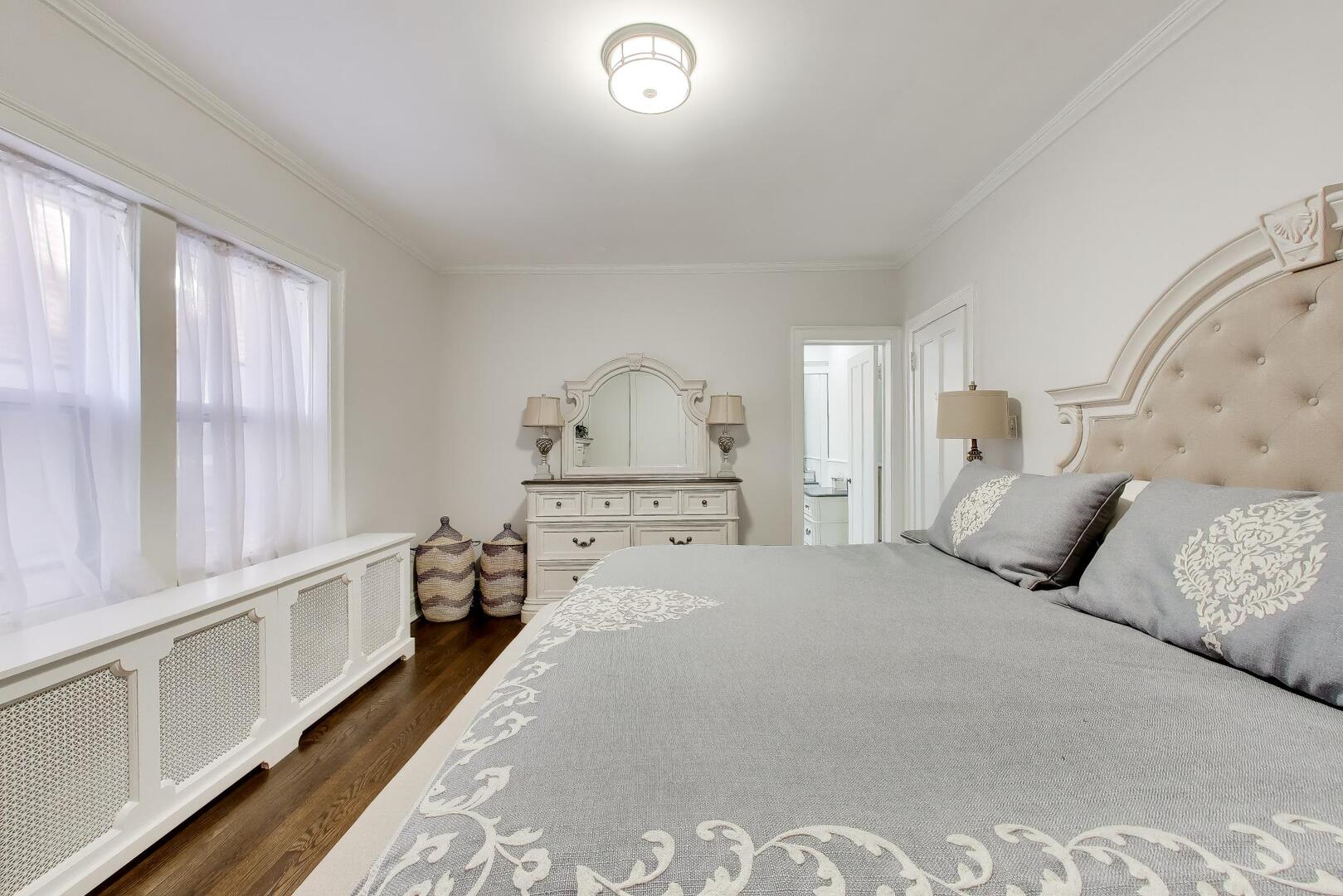 440 W Oakdale Avenue Unit: 1