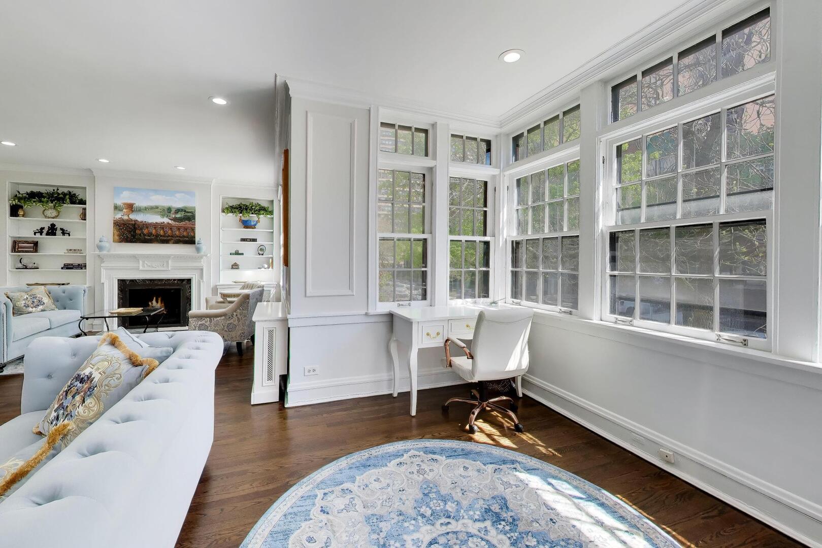 440 W Oakdale Avenue Unit: 1