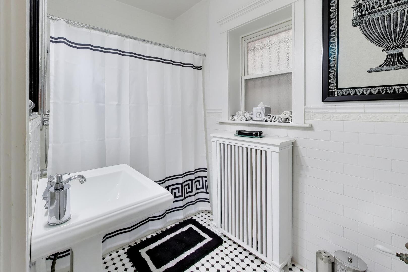 440 W Oakdale Avenue Unit: 1