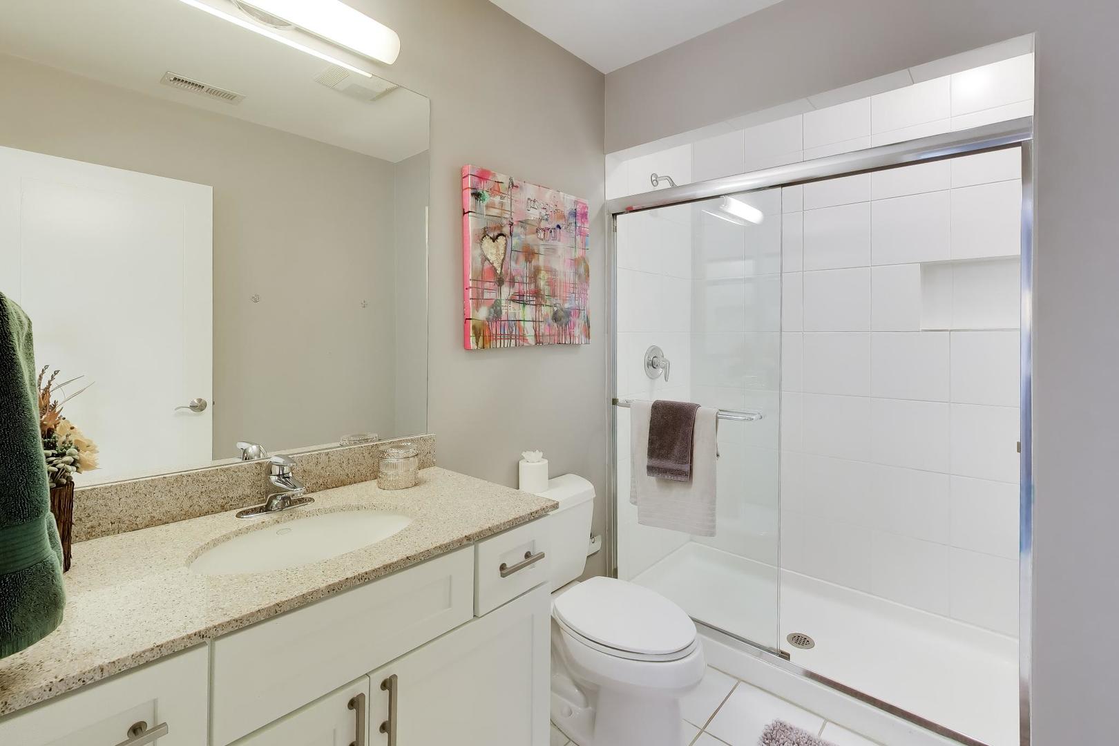 2241 W Melrose Street