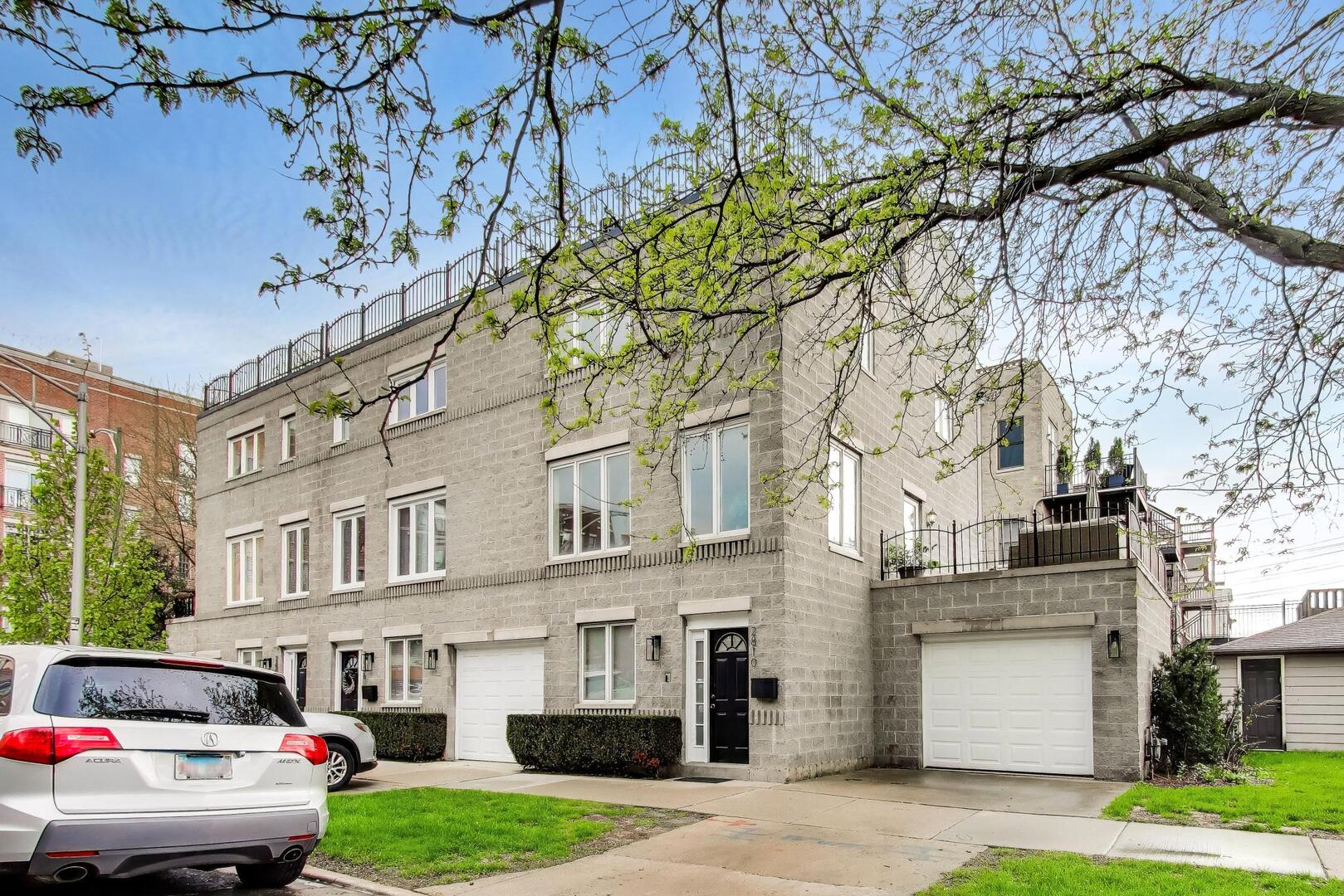 2810 N WOLCOTT Avenue Unit: 2810