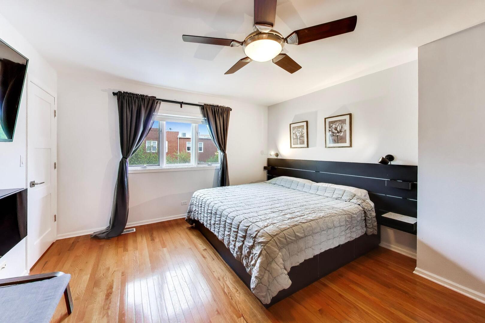 2810 N WOLCOTT Avenue Unit: 2810