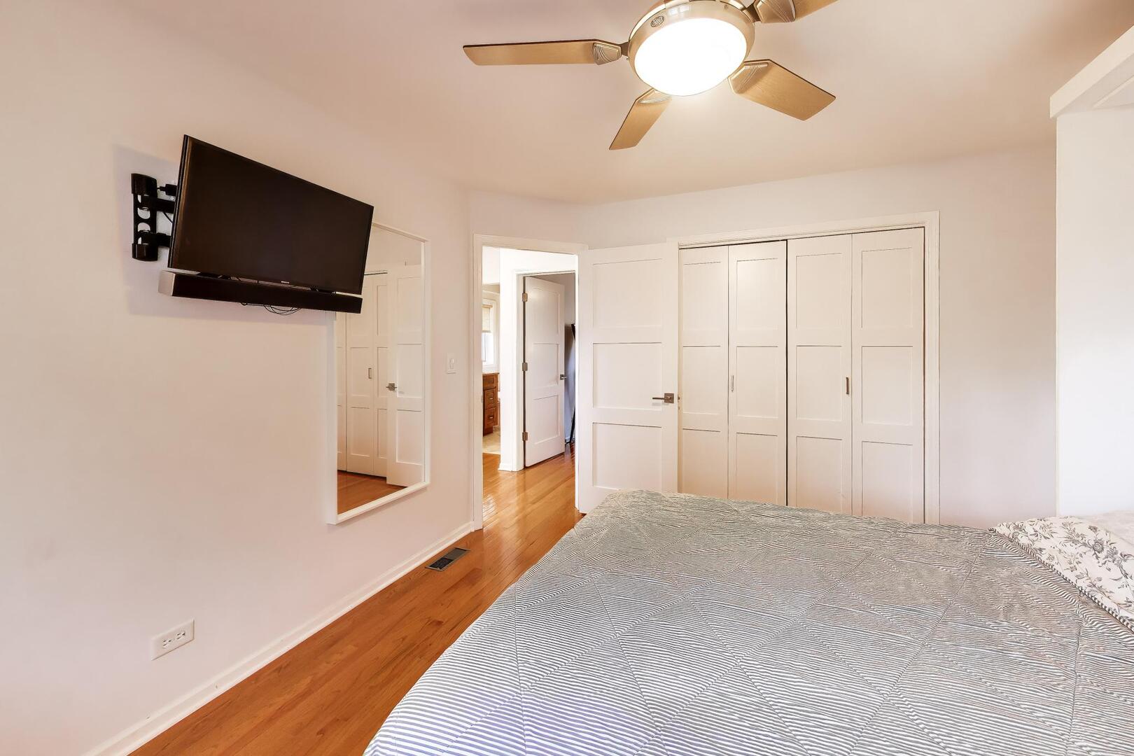 2810 N WOLCOTT Avenue Unit: 2810