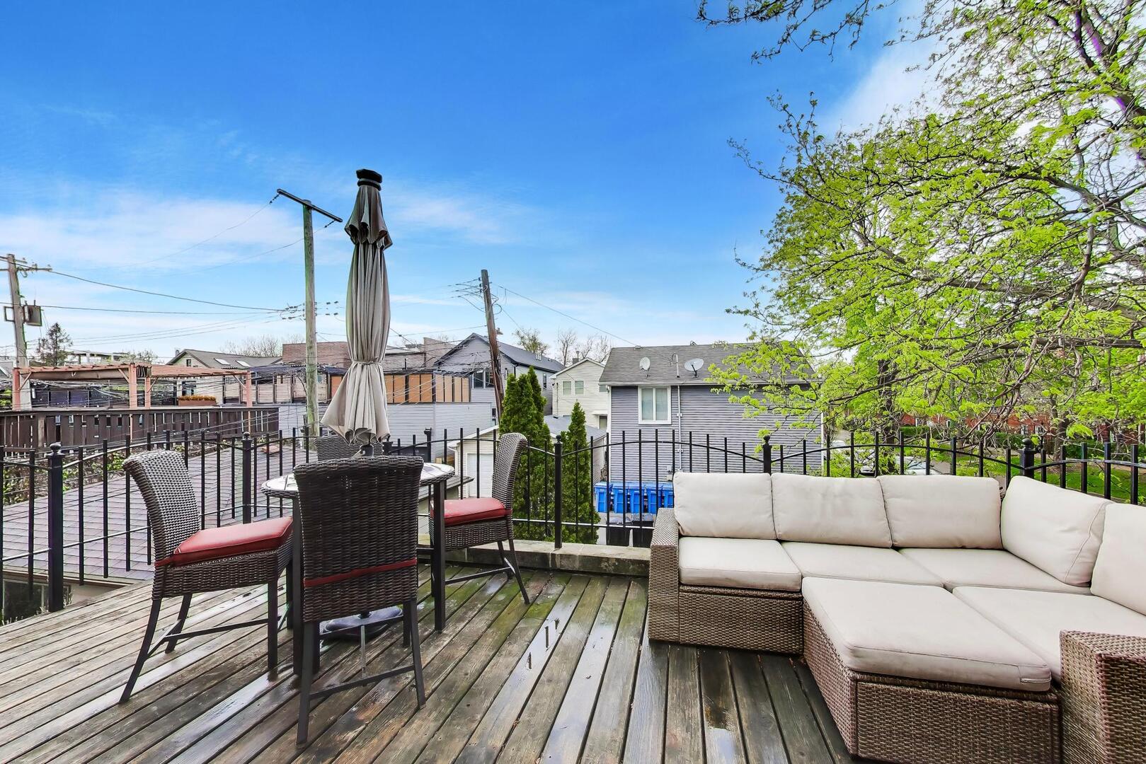 2810 N WOLCOTT Avenue Unit: 2810