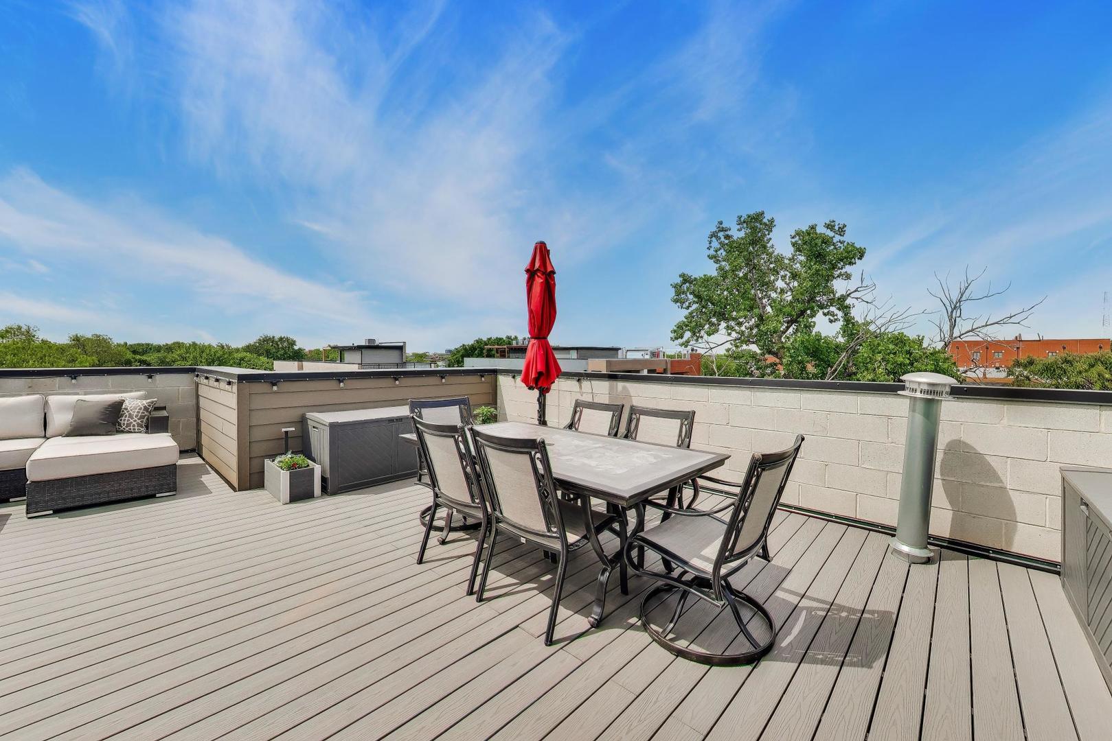 2136 W Belmont Avenue Unit: PH