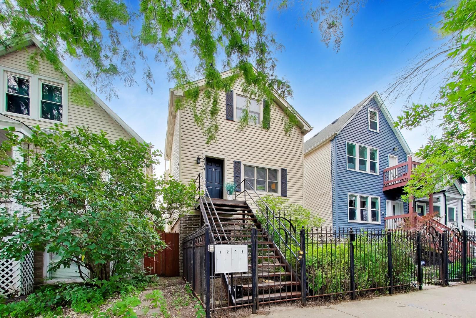 2927 N Gresham Avenue Unit: 1