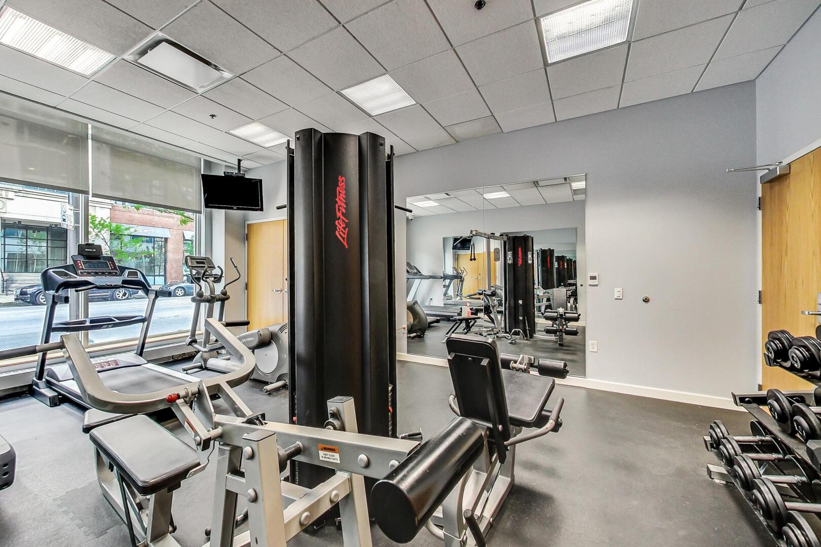 757 N Orleans Street Unit: 1105