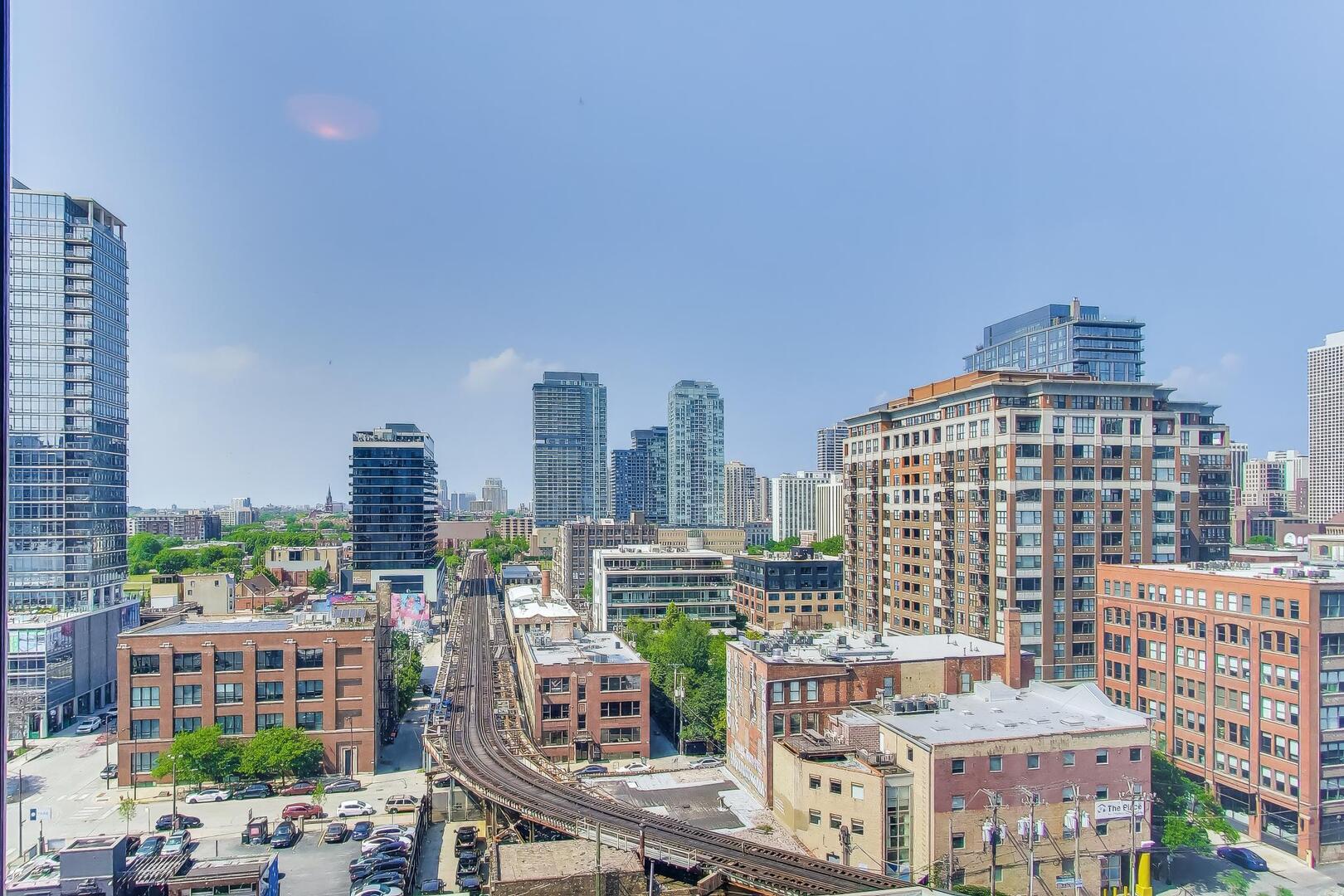 757 N Orleans Street Unit: 1105