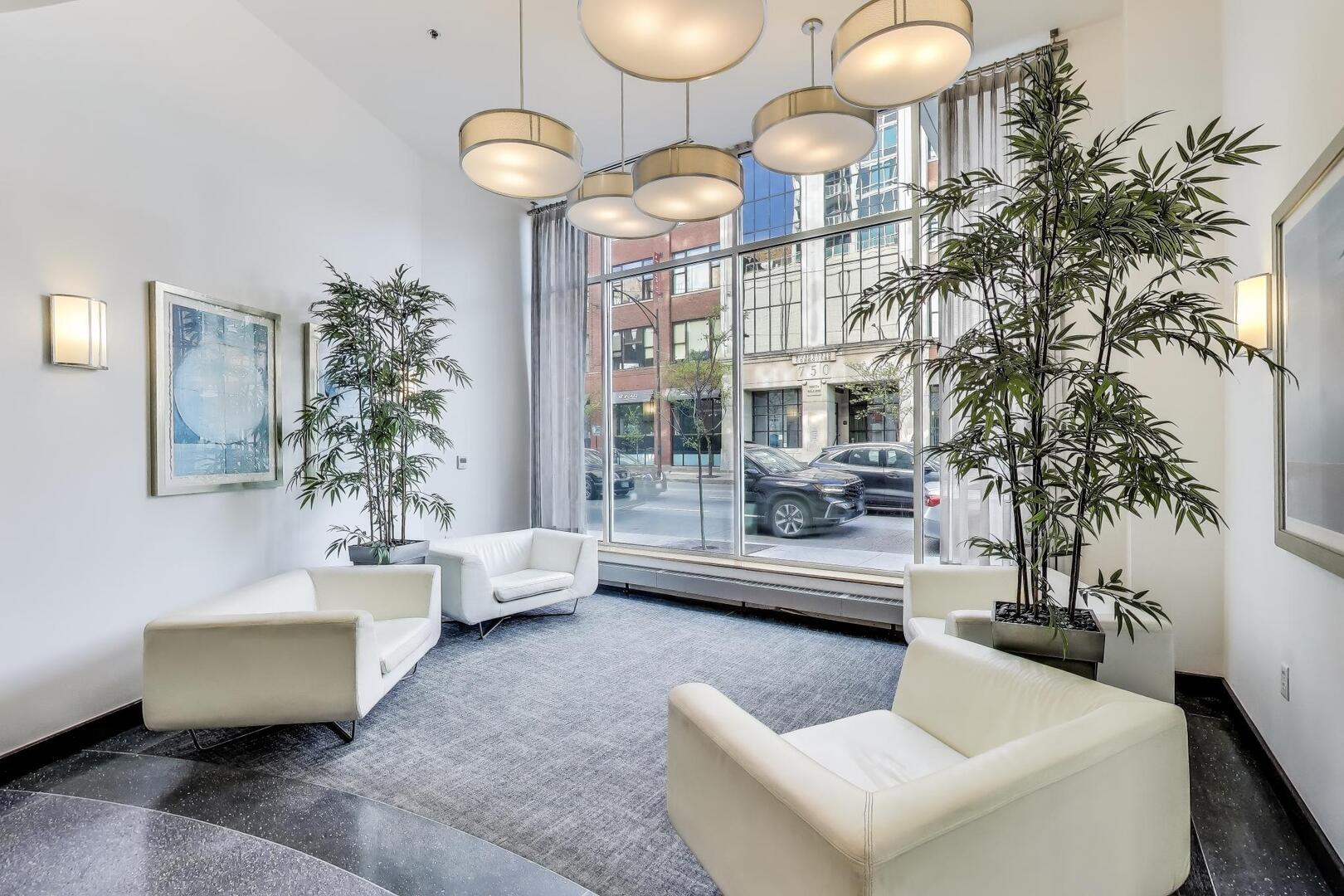 757 N Orleans Street Unit: 1105